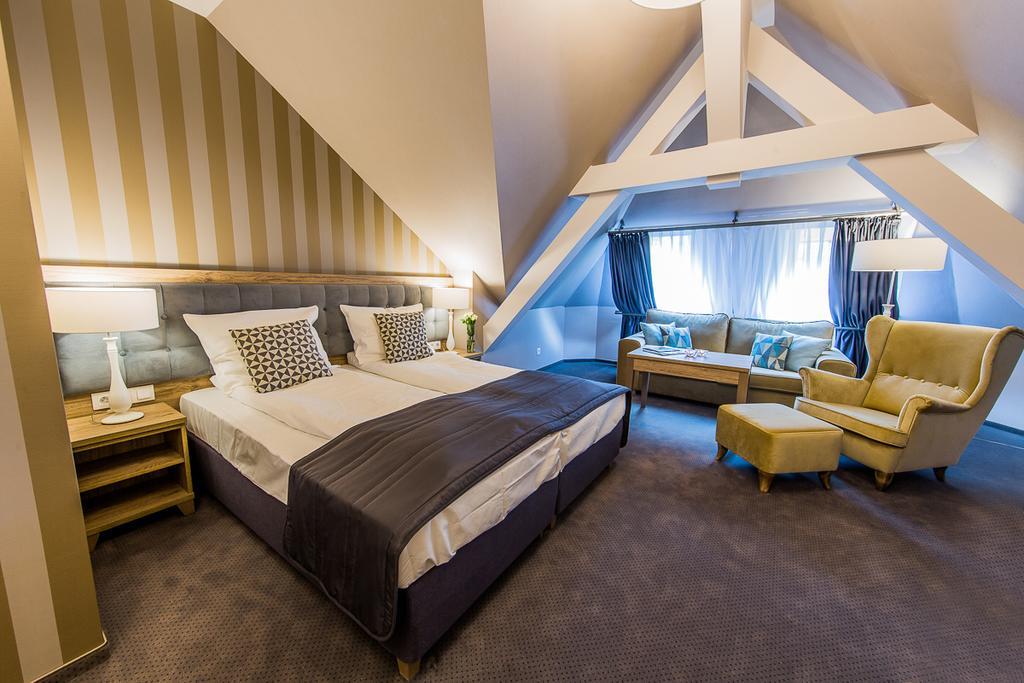 Hotel Debowy Biowellness & Spa Gory Sowie Bielawa  Eksteriør bilde